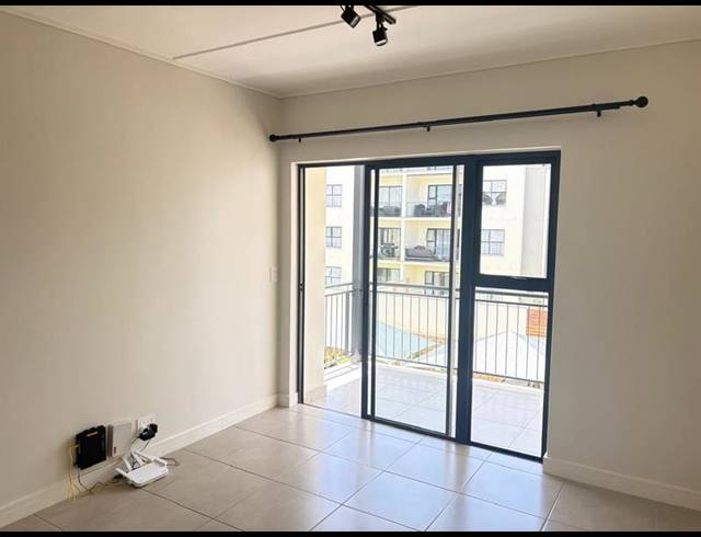 1 BEDROOM PROPERTY TO RENT IN RICHWOOD